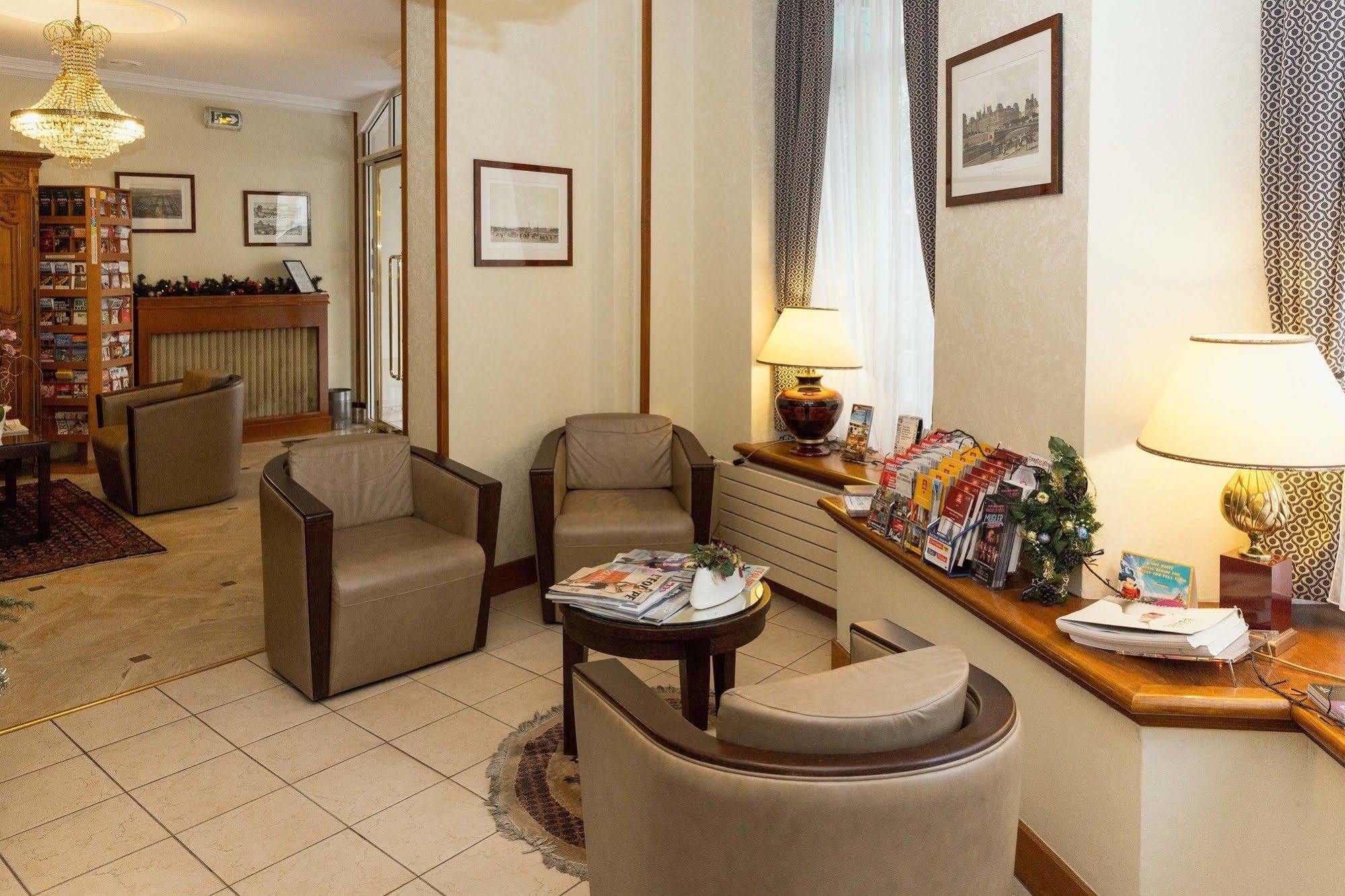 Hotel Saint Christophe Paris Luaran gambar